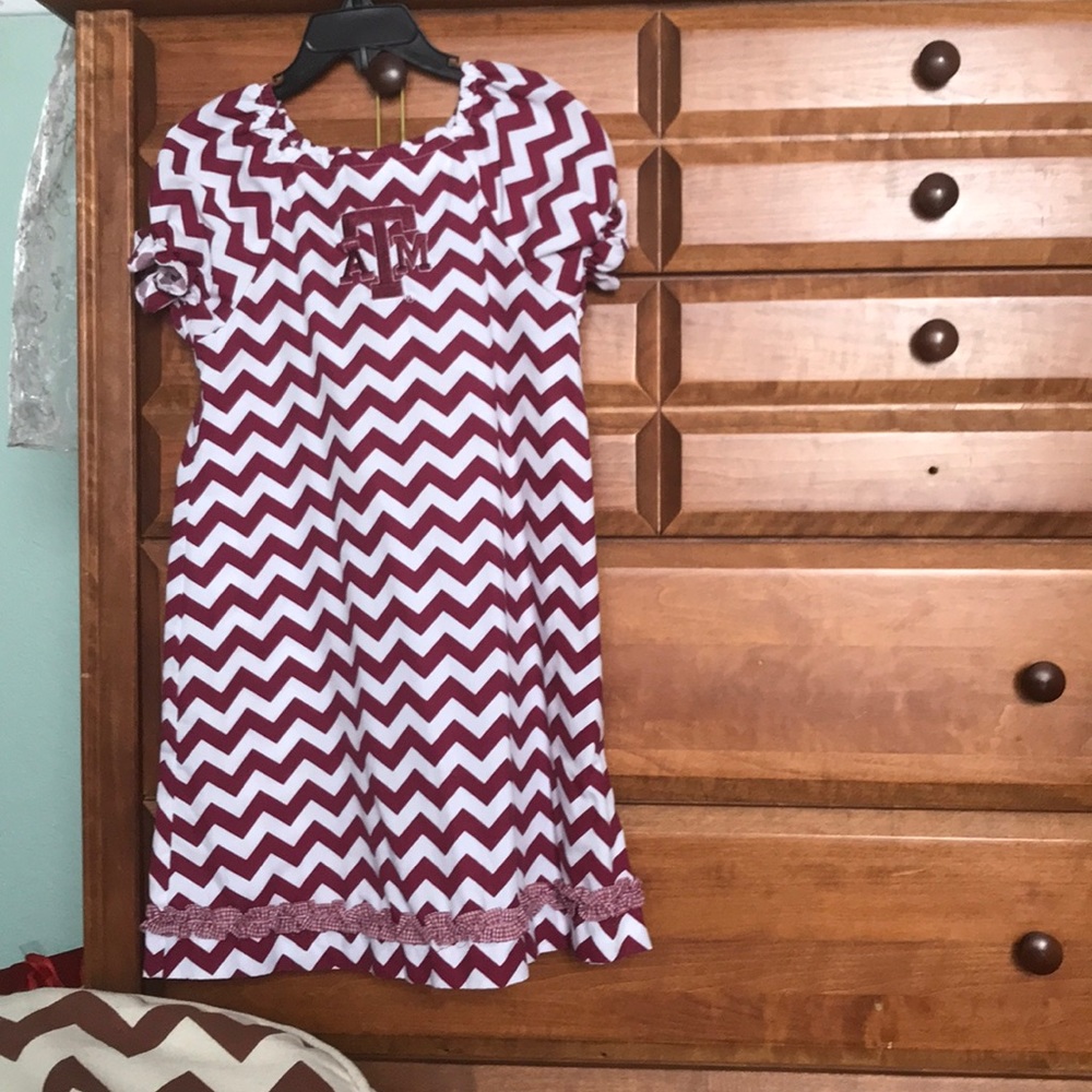A&M dress size small (5)